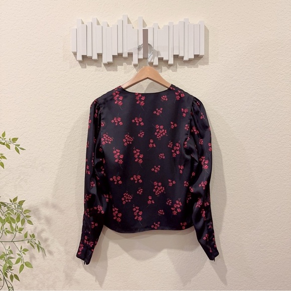 Keepsake Infinity Long Sleeve Wrap Blouse Top Black Ditsy Size S NWT - Picture 6 of 7